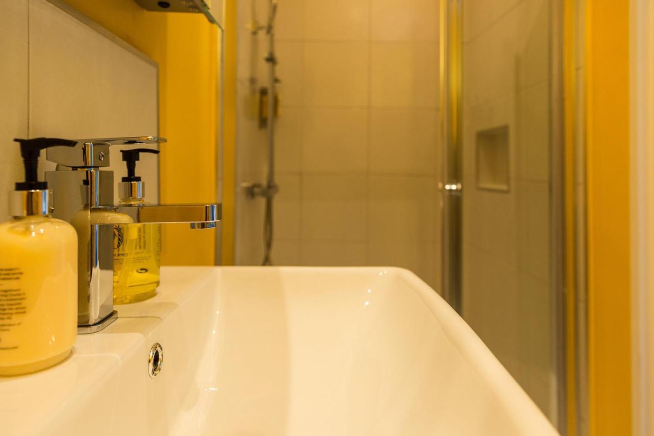 Severnside Press Bnb Newnham  Bagian luar foto